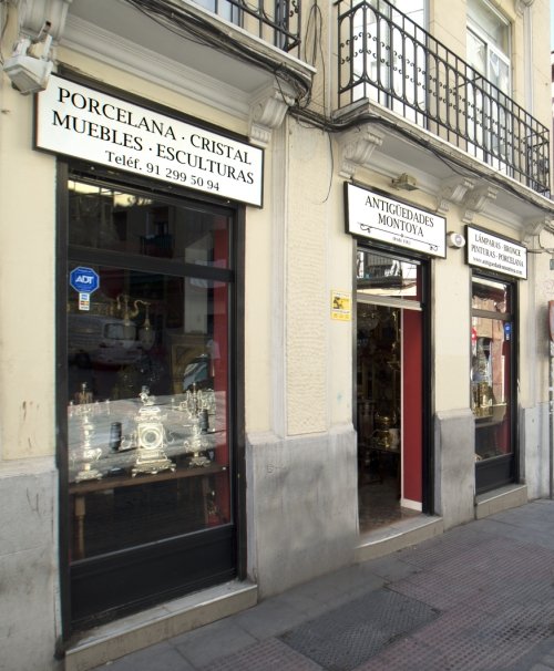 Antiguedades Montoya