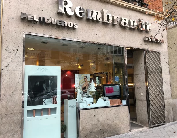 Rembrandt Peluqueros