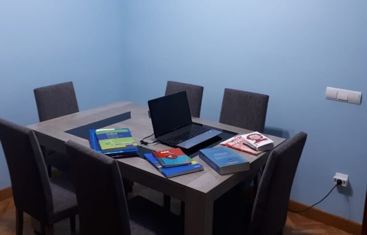 Clases particulares (Batán): ESO, Bachillerato, EvAU, Primaria