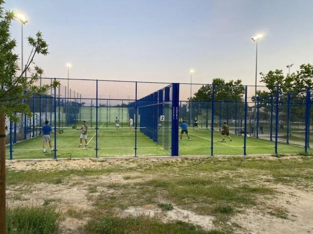 Escuela de Padel y Tenis PÁDEL LORD